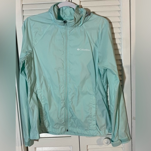 Columbia Mint Green Windbreaker, Size M, Packable, Pockets, Water Resistant - Picture 1 of 11